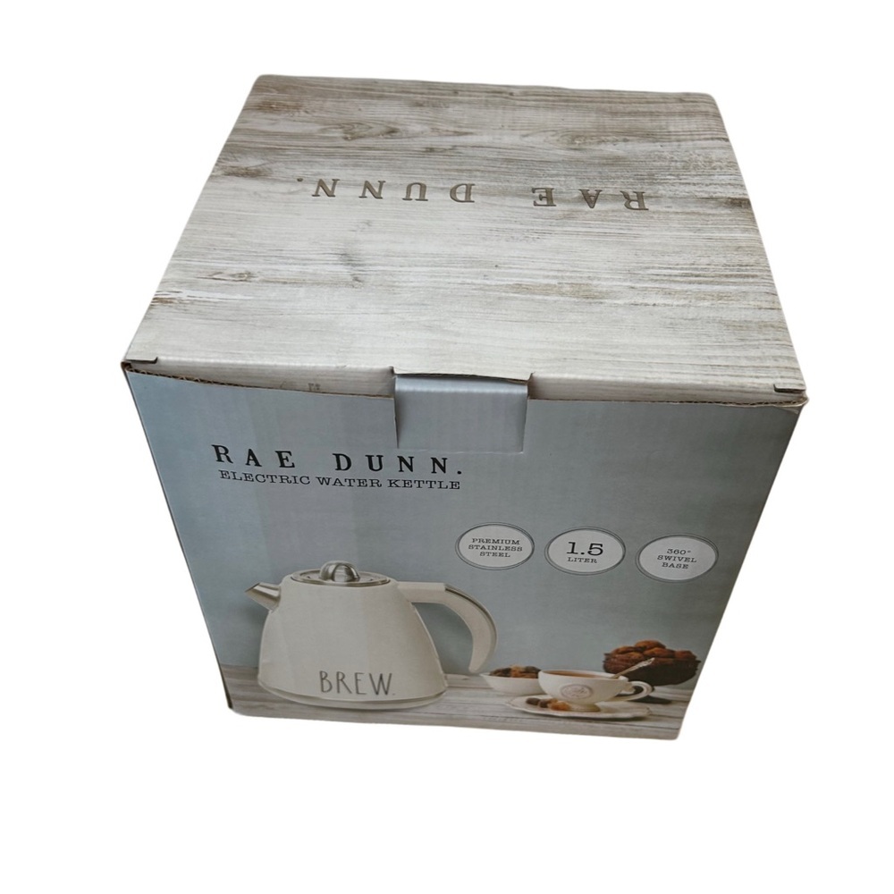 Rae Dunn "BREW" Electric Water Kettle - 1.5L - White/Stainless NWT - Picture 3 of 5
